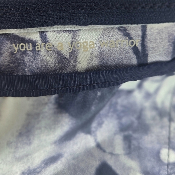 Lululemon Get Rollin’ Yoga Mat Bag 17L Tie Dye Print - Picture 7 of 9
